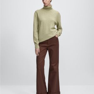 Wool/cashmere turtleneck